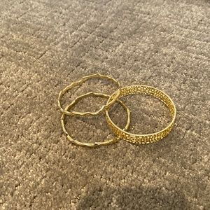 Kendra Scott 3 piece bangle set